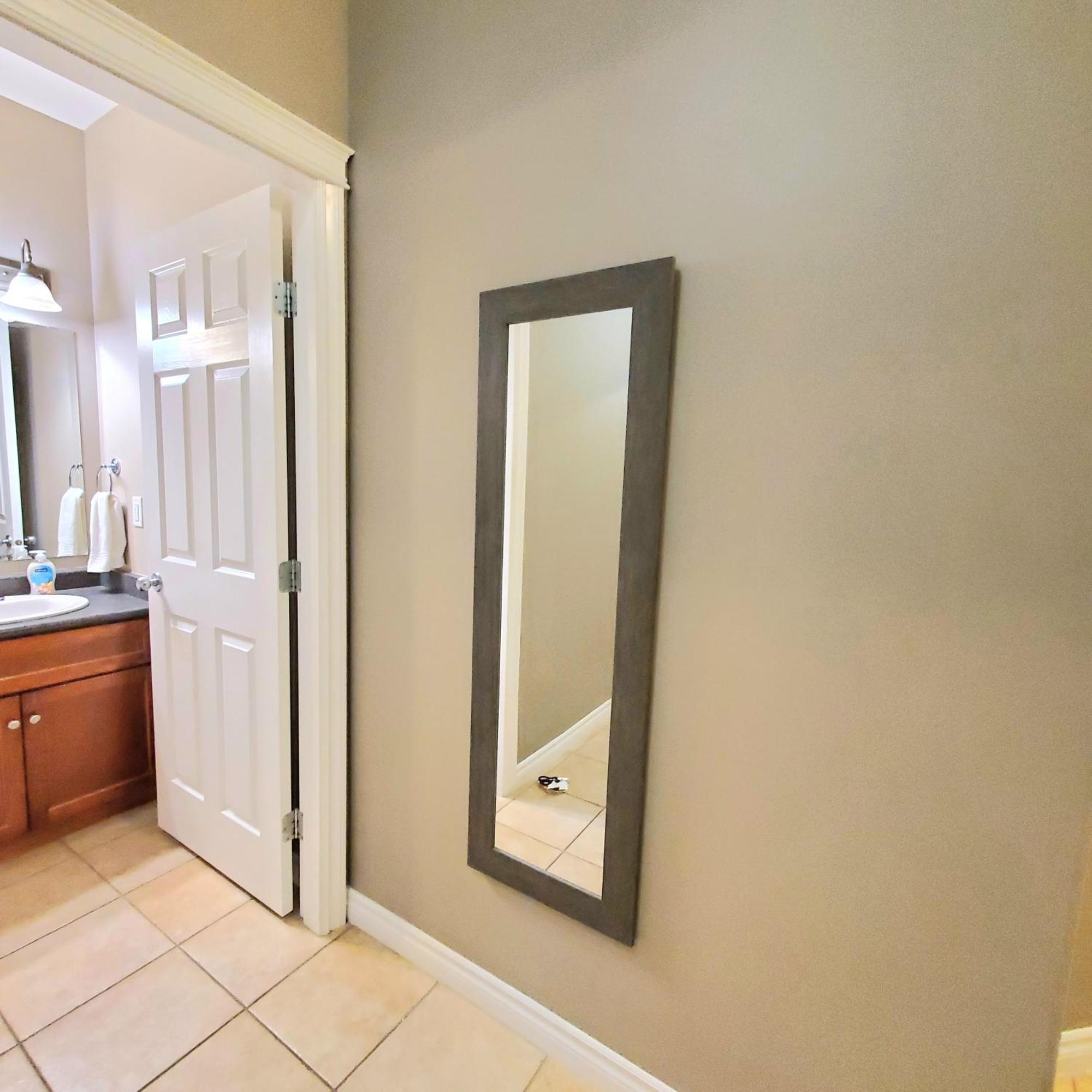 Private 2 Bedrooms Suite Near Hwy 1, Cultus Lake, Heritage Park, Fishing, Coliseum Chilliwack Zimmer foto